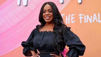 Niecy Nash on Therapy and Advice She Wishes Her Younger Self Knew (Exclusive) - www.etonline.com - Los Angeles