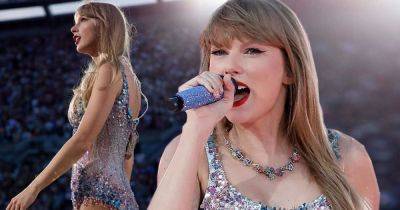 Taylor Swift shows solidarity with LGBTQ+ people during Chicago show - www.msn.com - New York - Illinois