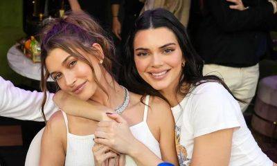 Kendall Jenner and Hailey Bieber address their ‘feud’ in new photo - us.hola.com - New York - Monaco