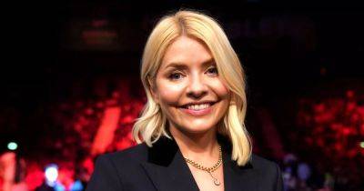 Holly Willoughby makes second comeback hours after This Morning with 'recharge' remark as fans spot 'blunder' - www.manchestereveningnews.co.uk - Manchester