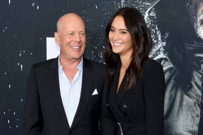 Bruce Willis’ Wife Emma Heming Shares Rare Video Of Him Riding Splash Mountain With Daughter - etcanada.com