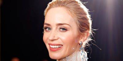 Emily Blunt Gets Candid About Fame, Motherhood, Streaming Culture, Her Career Trajectory & Reveals How She Gets Into Character - www.justjared.com - Britain