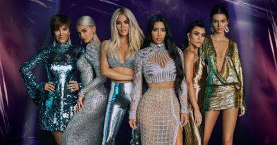 Kardashian sister removed herself from family group chat amid 'feud' - www.ok.co.uk - Italy