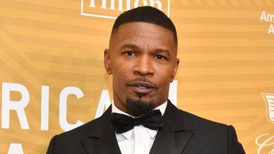 Jamie Foxx's Rep Shoots Down Claim That Actor Was Hospitalized After Being Injured by a COVID Vaccine - www.etonline.com - Hollywood