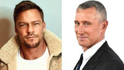‘The Man With The Bag’: ‘Reacher’s Alan Ritchson, Adam Shankman Team For Holiday Family Comedy At Amazon - deadline.com - Santa