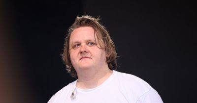 Lewis Capaldi spotted chilling out with a beer in TRNSMT crowd as he supports fellow West Lothian act - www.dailyrecord.co.uk