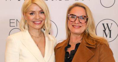 Tamzin Outhwaite posts touching tribute after Holly Willoughby family tragedy - www.dailyrecord.co.uk - Birmingham - city Sandra - city Santi