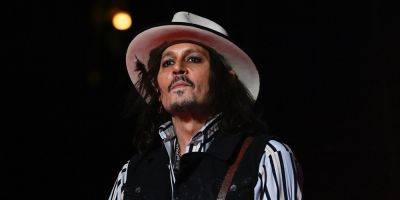 Johnny Depp Takes the Stage With Hollywood Vampires as Band Rocks Out Across Europe - www.justjared.com - London - Manchester