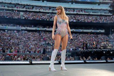 Sales for Taylor Swift’s Eras Tour in Paris Halted on Ticketmaster - variety.com - France - Paris