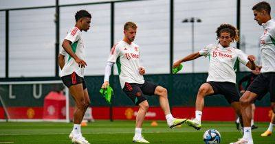 Manchester United confirm squad to face Leeds as four players receive new squad numbers - www.manchestereveningnews.co.uk - Manchester - Sancho - Chelsea - county Lyon - city Oslo