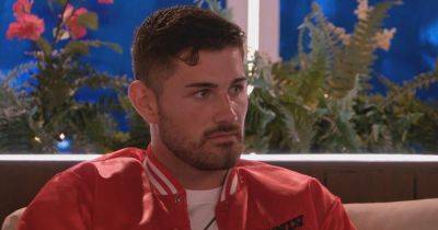 Dumped Love Islanders share thoughts on feud between Scott and the rest of the villa - www.ok.co.uk