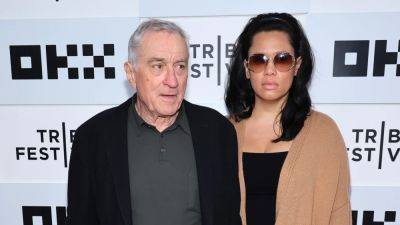 Robert De Niro's Girlfriend Tiffany Chen Says She Developed Bell's Palsy After Giving Birth to His 7th Child - www.etonline.com - Virginia