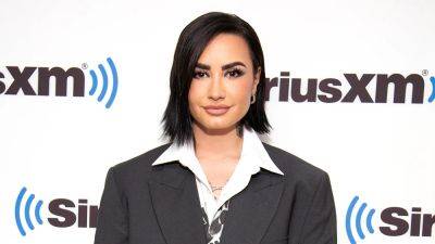 Demi Lovato Shares Story of How She Came Out to Her Parents - www.etonline.com