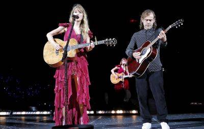 Watch Taylor Swift give ‘Ivy’ live debut with Aaron Dessner in Cincinnati - www.nme.com - USA - Ohio - city Cincinnati