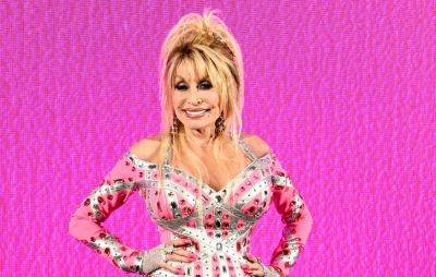 Dolly Parton says she’s uninterested in having an ABBA-style AI hologram - www.nme.com - Nashville