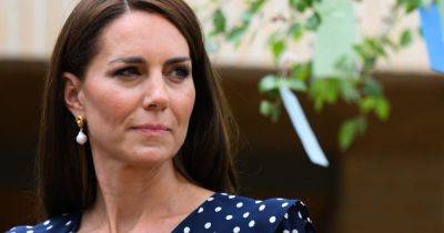 Kate Middleton sends Meghan Markle 'clear message' to 'back off' as royal feud continues - www.dailyrecord.co.uk - Britain