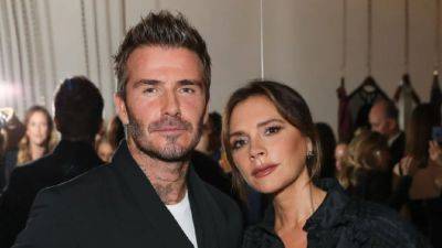 See David and Victoria Beckham Perform Spice Girls 'Say You'll Be There' - www.etonline.com - Miami