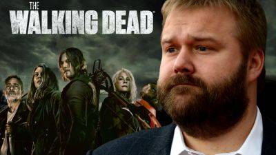 ‘The Walking Dead’ Creator Robert Kirkman Wanted An Early Death For One Key Character - deadline.com - county Hall - county San Diego
