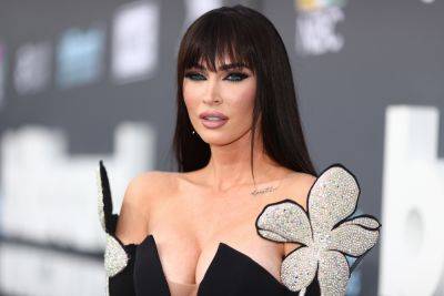 Megan Fox Fires Back At Anyone Criticizing Her For Sharing Her Friend’s GoFundMe Page: ‘You Bunch Of Psychos’ - etcanada.com