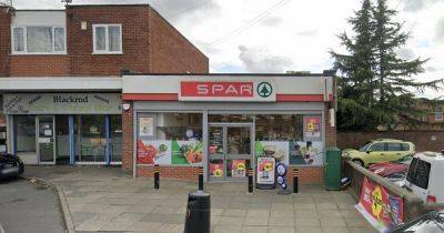 Arrest after man with meat cleaver threatens Post Office staff - www.manchestereveningnews.co.uk