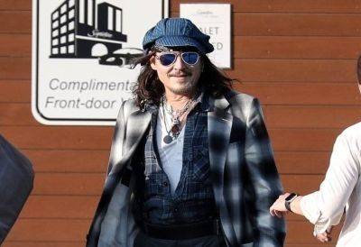Johnny Depp Pictured Using Cane As He Continues To Recover Following Ankle Injury - etcanada.com - Boston