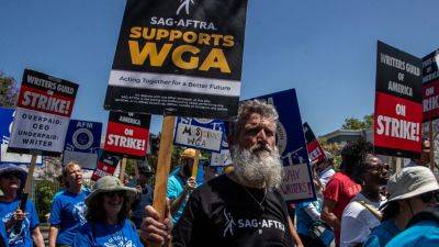 SAG-AFTRA Steps Up Strike Preparation Efforts as Contract Talks Intensify - variety.com - New York - New York