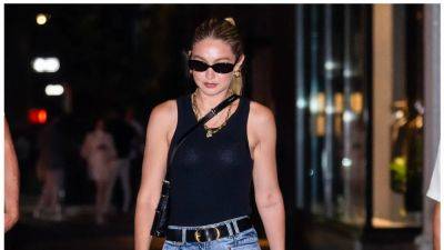 Warning: Gigi Hadid Is Bringing Skinny Capris Back - www.glamour.com - New York