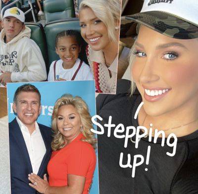 Savannah Chrisley Gets Real About Being A 'Bonus Parent' To Siblings While Todd & Julie Are Locked Up - perezhilton.com - county Todd