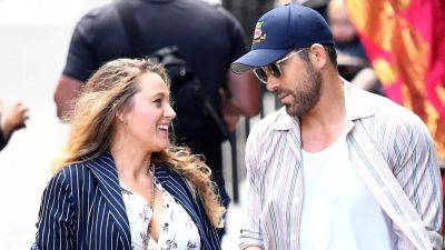 Blake Lively and Ryan Reynolds Show a Little PDA While on Romantic Stroll in Paris - www.etonline.com - France