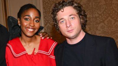 'The Bear' Stars Jeremy Allen White, Ayo Edebiri Grab Dinner After She Talks Characters' Possible Romance Link - www.etonline.com - Italy - county Ashley - county Moore