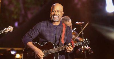Darius Rucker Was Told Audiences ‘Would Never Accept a Black Country Singer’ - www.usmagazine.com - Canada