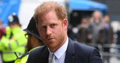 Why ‘Chaotically Curated’ Royal Website Finally Updated Prince Harry’s Title, According to Expert - www.usmagazine.com - Britain - county Buckingham - county Sussex
