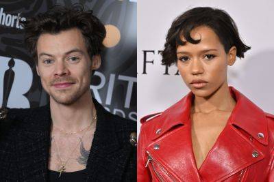 Harry Styles Spotted With Rumoured Girlfriend Taylor Russell At London Theatre - etcanada.com - London