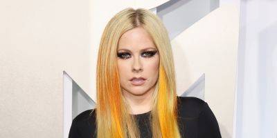 Avril Lavigne Shares Her Thoughts on Love Following Mod Sun Split & Tyga Romance Rumors - www.justjared.com - Bulgaria