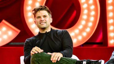 Tom Schwartz from 'Vanderpump Rules' Bleached His Hair and I Don’t Know if We Should Worry - www.glamour.com - Los Angeles