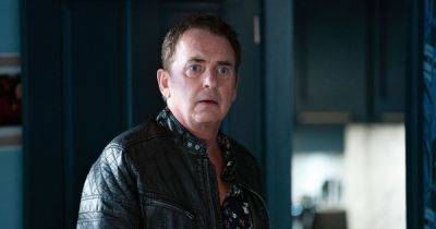 Alfie Moon struggles with his health following punch from son Tommy in EastEnders spoilers - www.ok.co.uk