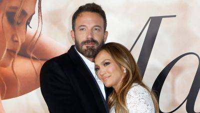 Jennifer Lopez Wishes Husband Ben Affleck a Happy Birthday With Adorable Car Sing Along Video - www.etonline.com - France