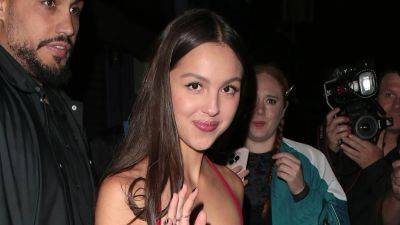 Olivia Rodrigo Confirms: Red Is the Trendiest Color of the Season - www.glamour.com - London