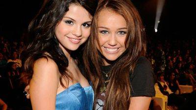 Selena Gomez Sweetly Reacts to Her and Miley Cyrus Releasing a Song on the Same Day - www.etonline.com