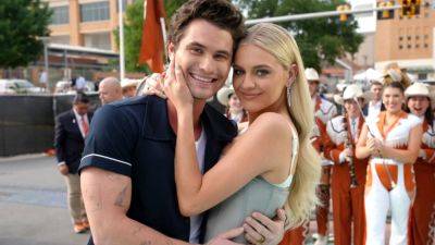Kelsea Ballerini Shares Video Taken Before Her First Date With Chase Stokes: 'I Can Do This!' - www.etonline.com