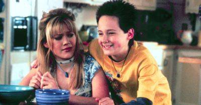 Lizzie McGuire star looks totally different 22 years after Disney show - www.ok.co.uk