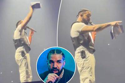 Drake catches book fan threw at him: ‘I would’ve had to beat your a-s’ - nypost.com