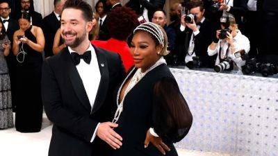 Serena Williams Gives Birth, Welcomes Baby No. 2 With Alexis Ohanian: 'Welcome My Beautiful Angel' - www.etonline.com