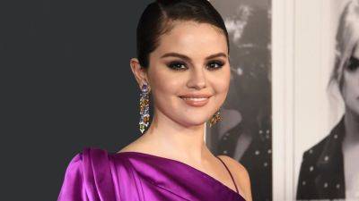 Selena Gomez Teases Her New Single With a Pointed Bit of Kim Cattrall 'Sex and the City' Audio - www.glamour.com