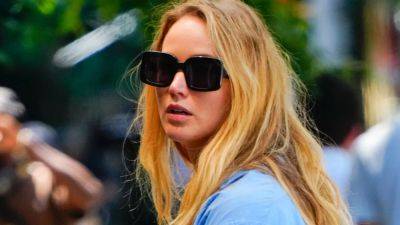 Jennifer Lawrence Just Broke Another Fashion Commandment…and Once Again, Pulled It Off Perfectly - www.glamour.com
