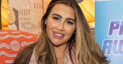 Lauren Goodger labelled an 'inspiration' in emotional fitness and parenting video - www.ok.co.uk