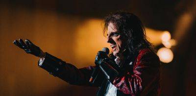 Alice Cooper Loses Cosmetics Deal After Anti-Trans Comments - www.metroweekly.com