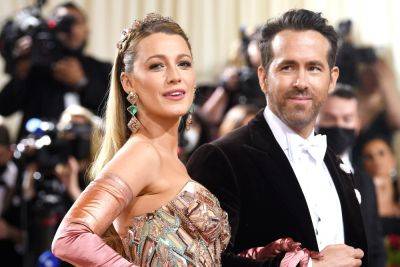 Ryan Reynolds Raves Over Blake Lively In Birthday Tribute: ‘You Hung The Damn Moon’ - etcanada.com - Britain - Paris - Hollywood - county Bullock