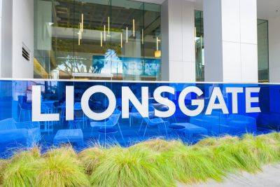 Lionsgate’s Mask Mandate Lifted As Covid Outbreak Is Contained - deadline.com - Santa Monica - Los Angeles
