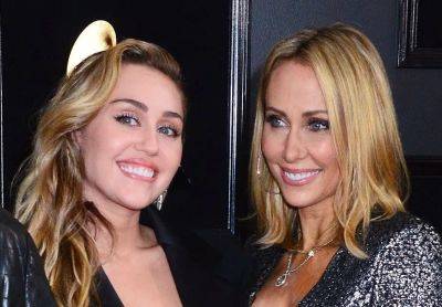 Tish Cyrus Shares First Wedding Photos Featuring Miley Cyrus As Her Maid of Honour: See The Family Pics - etcanada.com - California